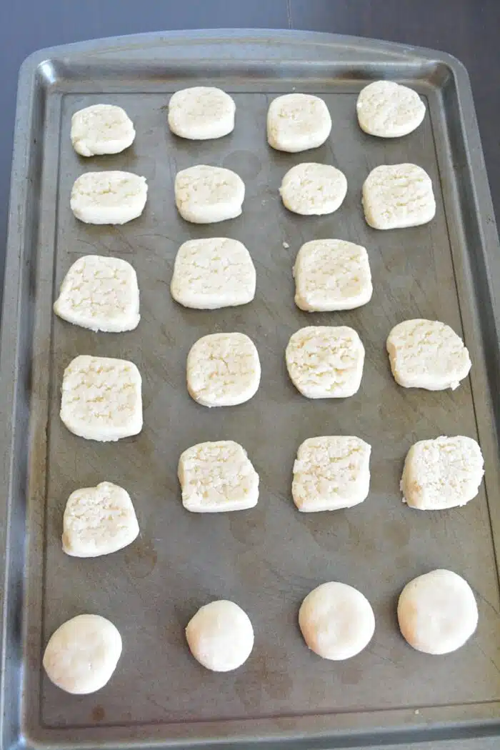 Arrange the dough on a baking sheet