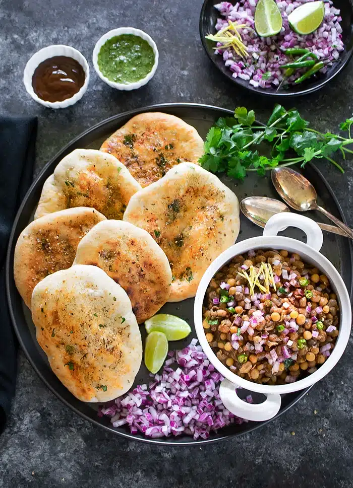 Wheat kulchas with matar