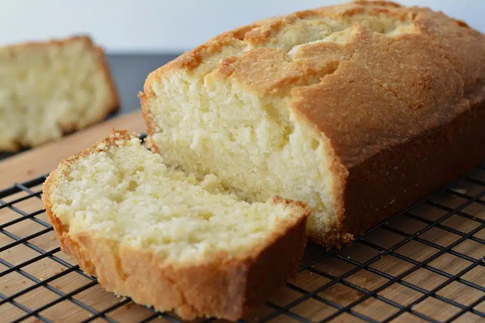 Eggless Vanilla cake recipe - Ruchiskitchen