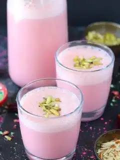 Gulkand Strawberry Milkshake