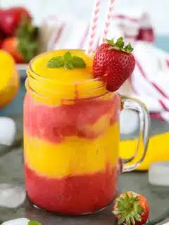 Strawberry Mango Daiquiri - Ruchiskitchen