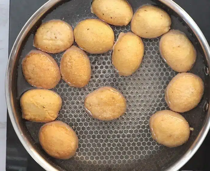 Soak Dahi Bhallas