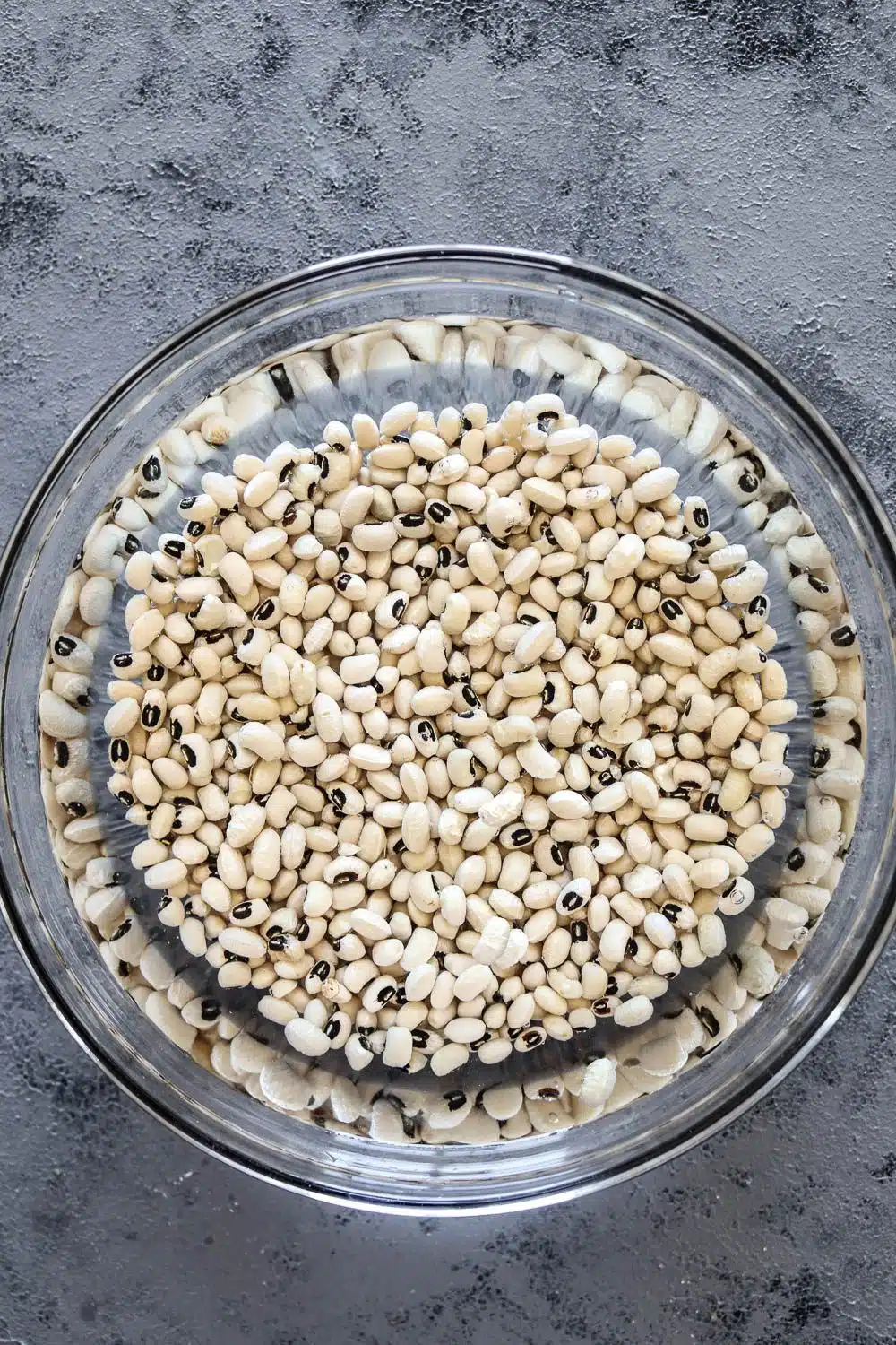 Soaked Black-eyed beans- Ruchiskitchen