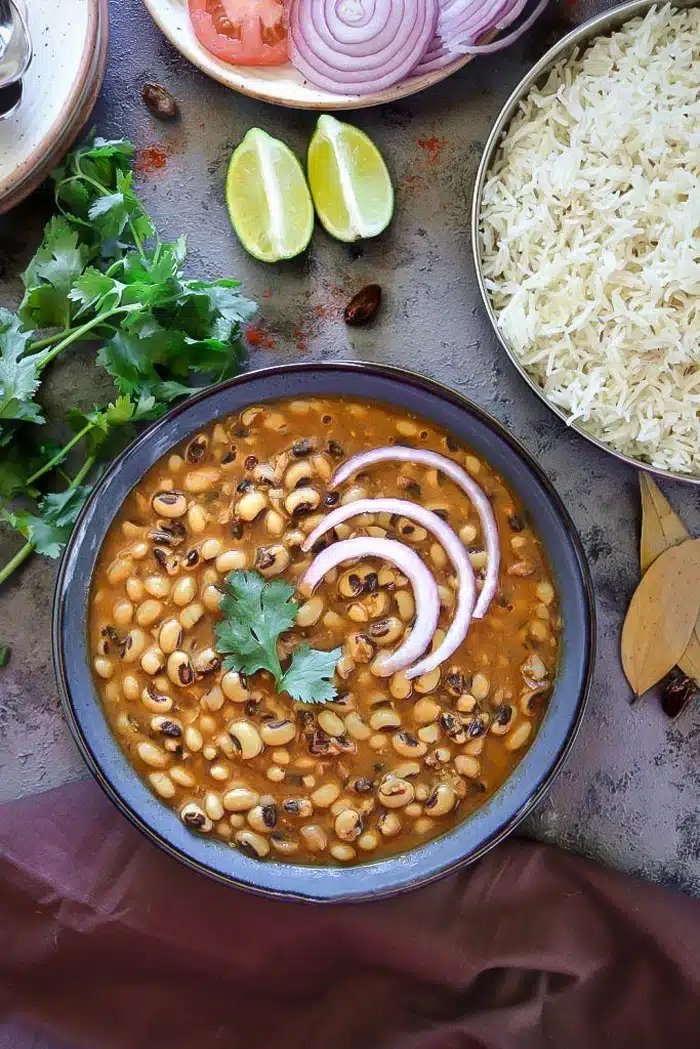 Instant Pot Black Eyed Peas Curry top view - Ruchiskitchen