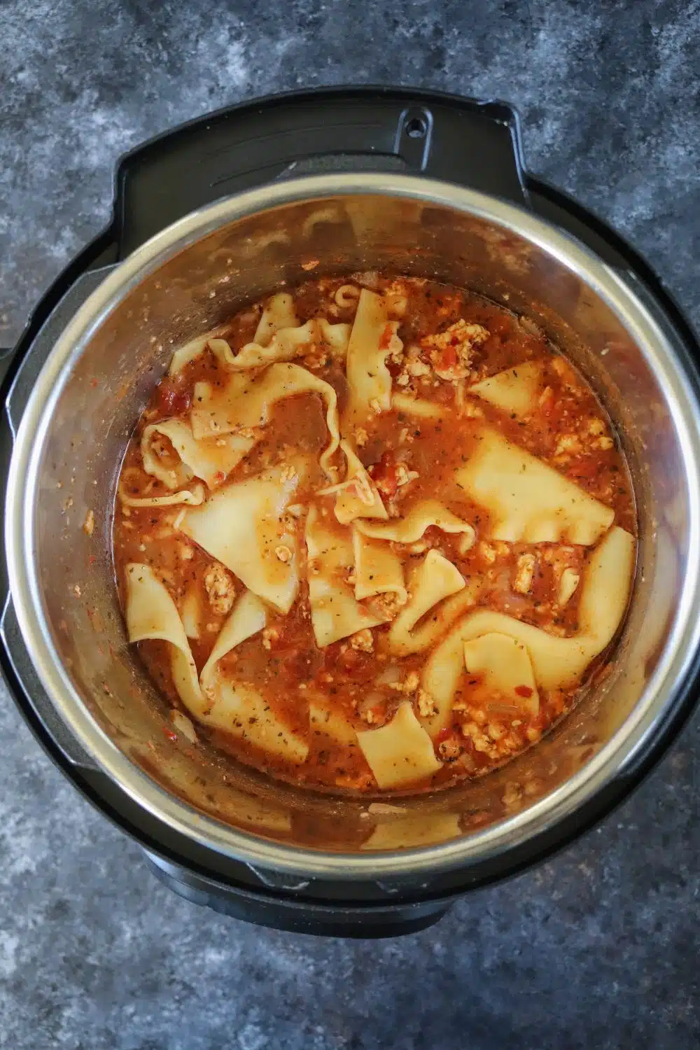 Chicken Lasagna Soup in Pressure Cooker