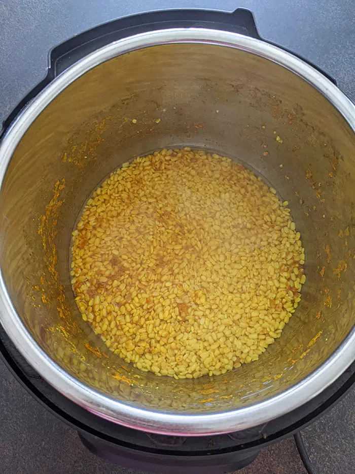 Cooked Urad dal